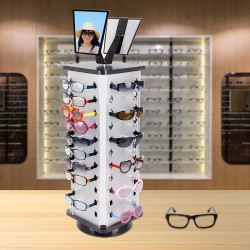 Et roterende Solbrille displaystand til briller med et robust design med spejle