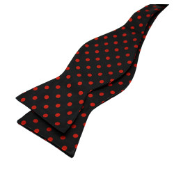 Sort Mønstret Selvbinder Butterfly med Røde Prikker