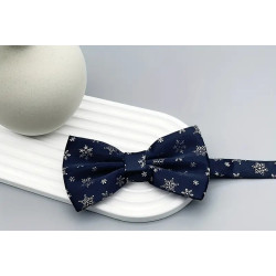 Herrens Jule butterfly i flot lillablå farve med Snefnug.