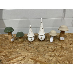 Salg af 6 stk super flotte Jule Porcelæns Deco på træ føder 3 sæt i alt fra H&S
